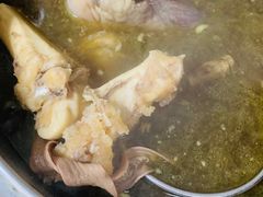 牛骨汤-权記牛腩