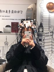 -苏豪路易士·嘉玛发廊