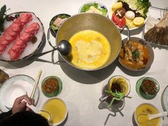 花胶鸡锅底-上房火鍋(新天地店)