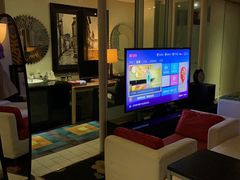 -喜鹊愉家酒店(郑州曼哈顿博览中心地铁站店)