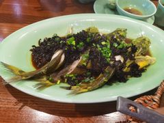 梅干菜汪刺鱼-虎哥私房菜(馒头山店)
