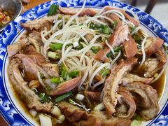 -中和裴氏蹄花(府河路店)