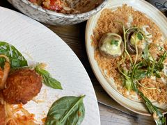 -Brut Eatery Wine Bar & Restaurant (建国东路店)