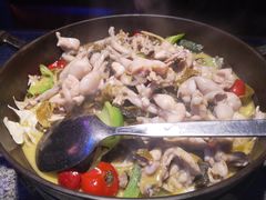酸菜味泡锅牛蛙-蛙来哒(东城万达店)