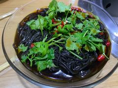 捞拌蕨根粉-蛙大侠香辣牛蛙火锅店(总店)