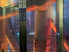 -广州塔卢特斯法国旋转餐厅