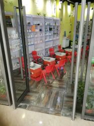 -泥娃娃DIY陶吧(易生活购物公园店)