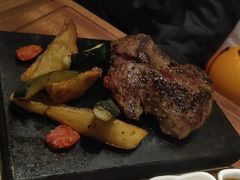 -Erman岩烧牛排(虹桥南丰城店)