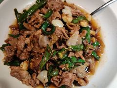 -费大厨辣椒炒肉(高铁吾悦广场店)