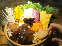 -湊湊火锅·茶憩(杭州湖滨银泰in77店)