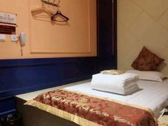 -悦港足浴(龙城国际商业广场店)