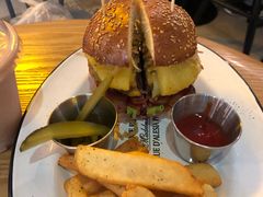 -HELLO 27 意面·沙拉·帕尼尼