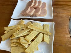 鱼饼-喇喇排骨火锅·传统韩式脊骨汤(望京西园总店)