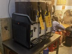 -柳州肥姨妈大骨螺蛳粉(沙河店)