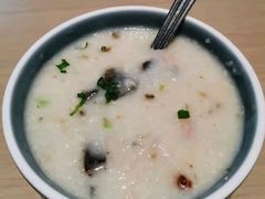 皮蛋瘦肉粥-华中科技大学百景园(三楼酒店)
