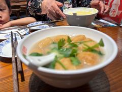 -老天桥酱肉烧饼夹肘子(天桥店)