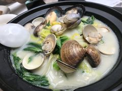 无油鱼汤煮食蔬-大树餐厅(红旗街万达店)