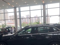 -天津波士信达奔驰4S店(卫津南路店)