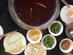 火锅兔-冯记香辣兔火锅(茶店子总店)