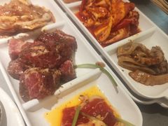 -山焱·炭火自助烤肉(周浦万达店)