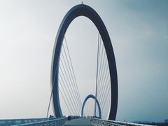 -南京眼步行桥