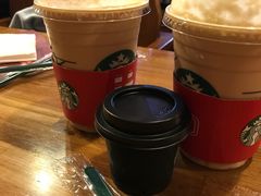 -星巴克(宝山万达店)