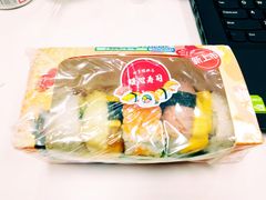 -全家便利店(天目山路三店)