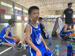 -东方启明星篮球培训(击掌校区)
