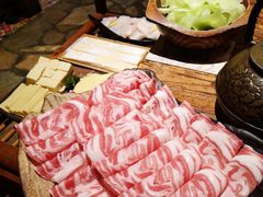 新西兰羊肉片-老牌坊云南鱼豆花火锅(爱建店)