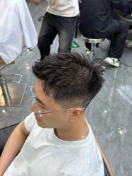 -藤野造型烫染·漂发