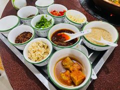 -朝伟清真铜瓢牛肉馆(三十年老·店)