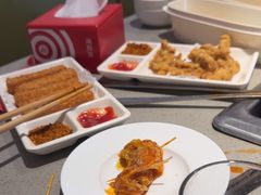 -海底捞火锅(新松江路生日主题店)