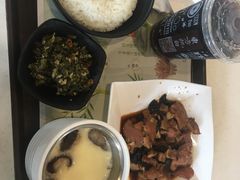 -东方既白(黄兴路大润发店)