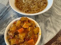 八宝辣酱面-功德林(南京西路店)