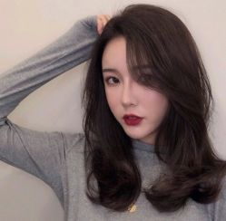 -蘑菇发型