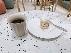 -法桐蛋糕·手作面包(万达公馆店)