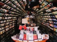 -钟书阁(珍园店)