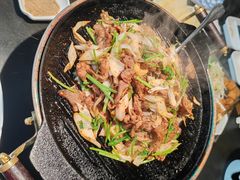 炙子烤呼伦贝尔羔羊肉-喜悦烤鸭·新京菜(王府井店)