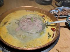 -洱火云南酸菜牛肉火锅(石景山当代商城店)