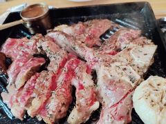 东伦敦扒厚T骨铁板牛排-the rug 飞毯 (朝阳公园店)