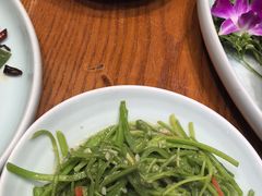-老滇山寨•云南特色菜•地方菜•民族风情歌舞表演(经开区店)