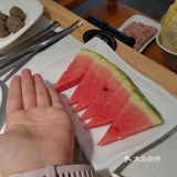 西瓜还没手大的抠搜店