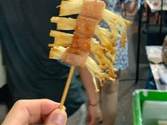 -周日夜市