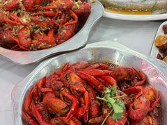 -丹水桥地锅鱼·翘嘴鲌·地方特色全鱼宴(丹江口大坝店)