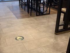 -康师傅私房牛肉面(马泉营奥莱店)