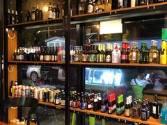 面包甜点陈列柜-峨眉山原汁双双烧烤(净居寺店)
