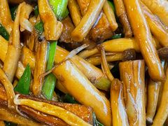 什锦菇胡椒煲-石头咕(葵蓬店)