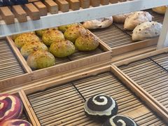 -焙丽拾光(麦凯乐直营店)