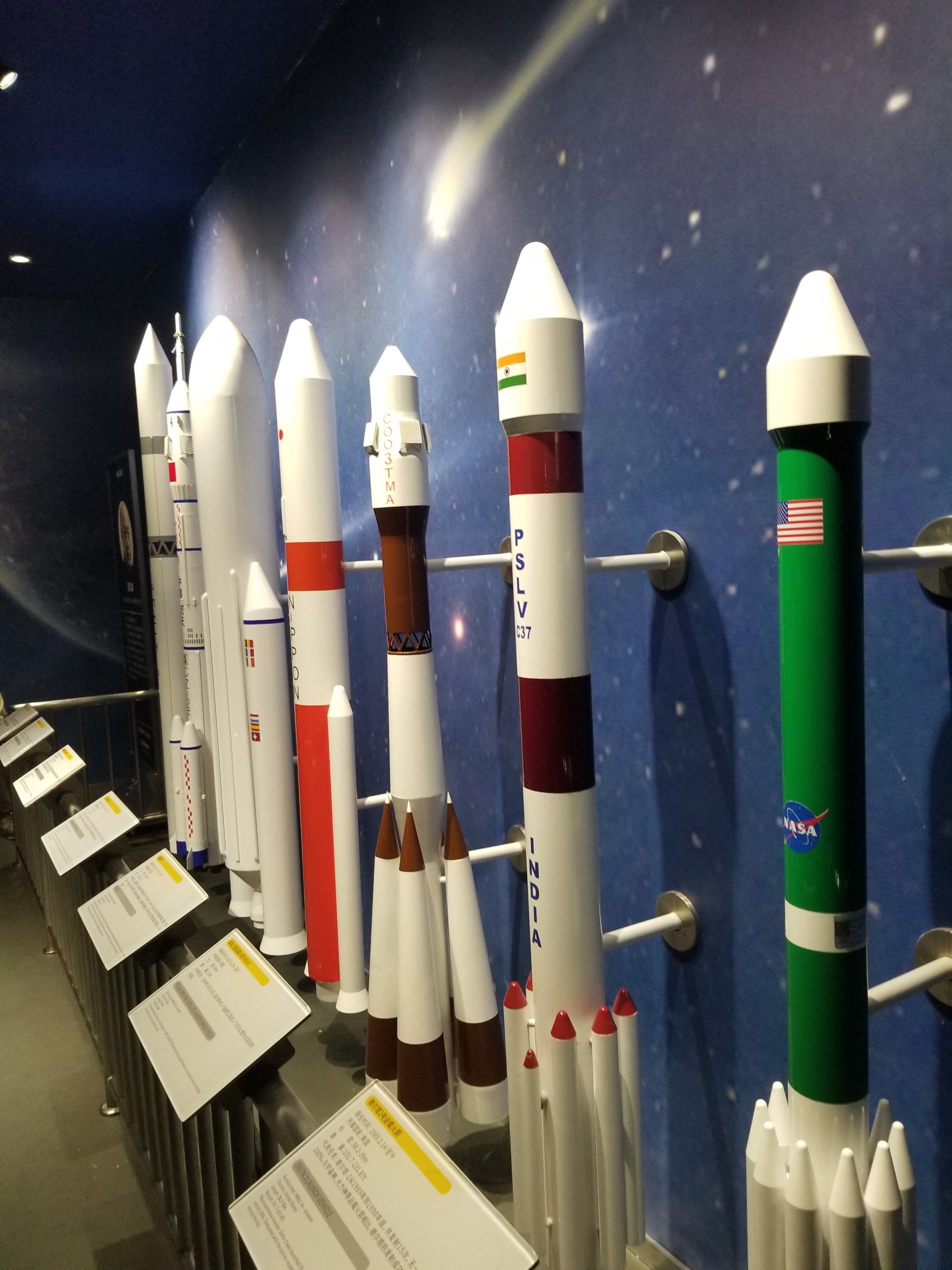 科技的种子一颗颗在小孩心里种下了,非常nice的科技馆,暑假开始大家