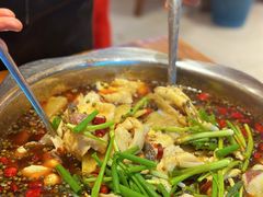 -乡土特色.冷锅鱼.牦牛肉汤锅